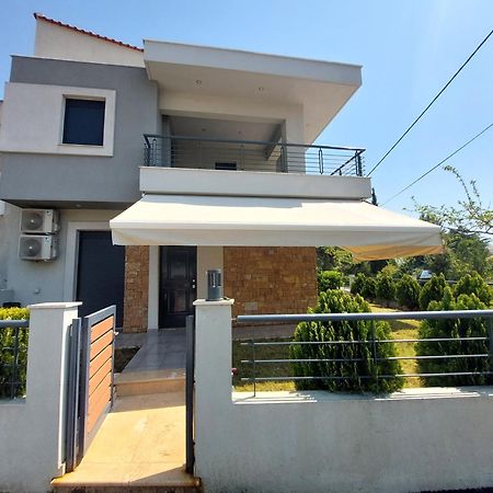 Nikiti Modern Villa Luaran gambar