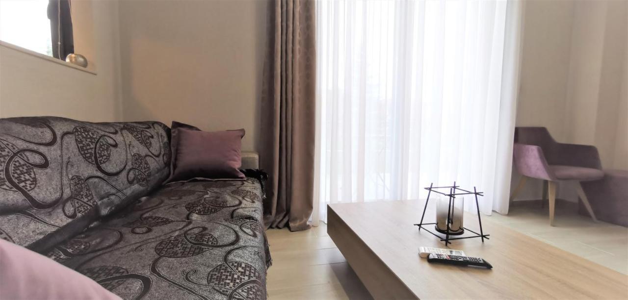 Nikiti Modern Villa Luaran gambar