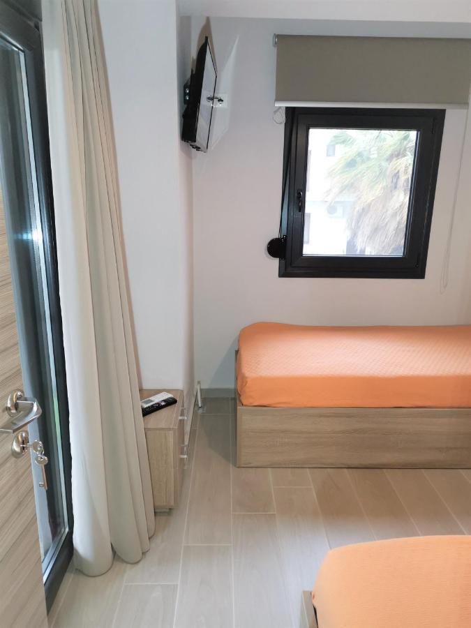 Nikiti Modern Villa Luaran gambar